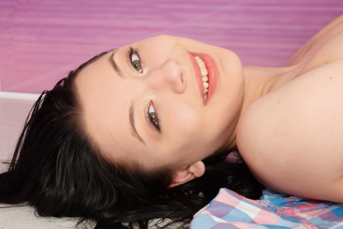 Cumming all over her skilled fingers photo 20