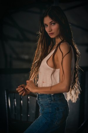 Tight jeans and perky tits photo 18
