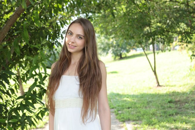 Long haired elegant beauty striping photo 14