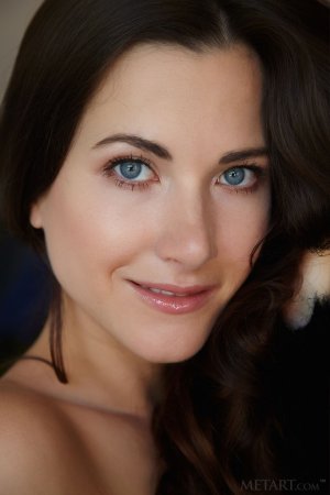Blue eyed beauty in high heels photo 13